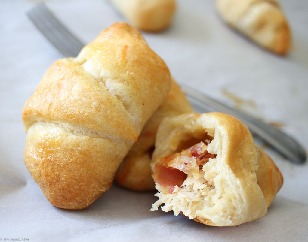http://www.thechunkychef.com/wp-content/uploads/2015/05/Chicken-Bacon-Ranch-Stuffed-Crescents-20.jpg
