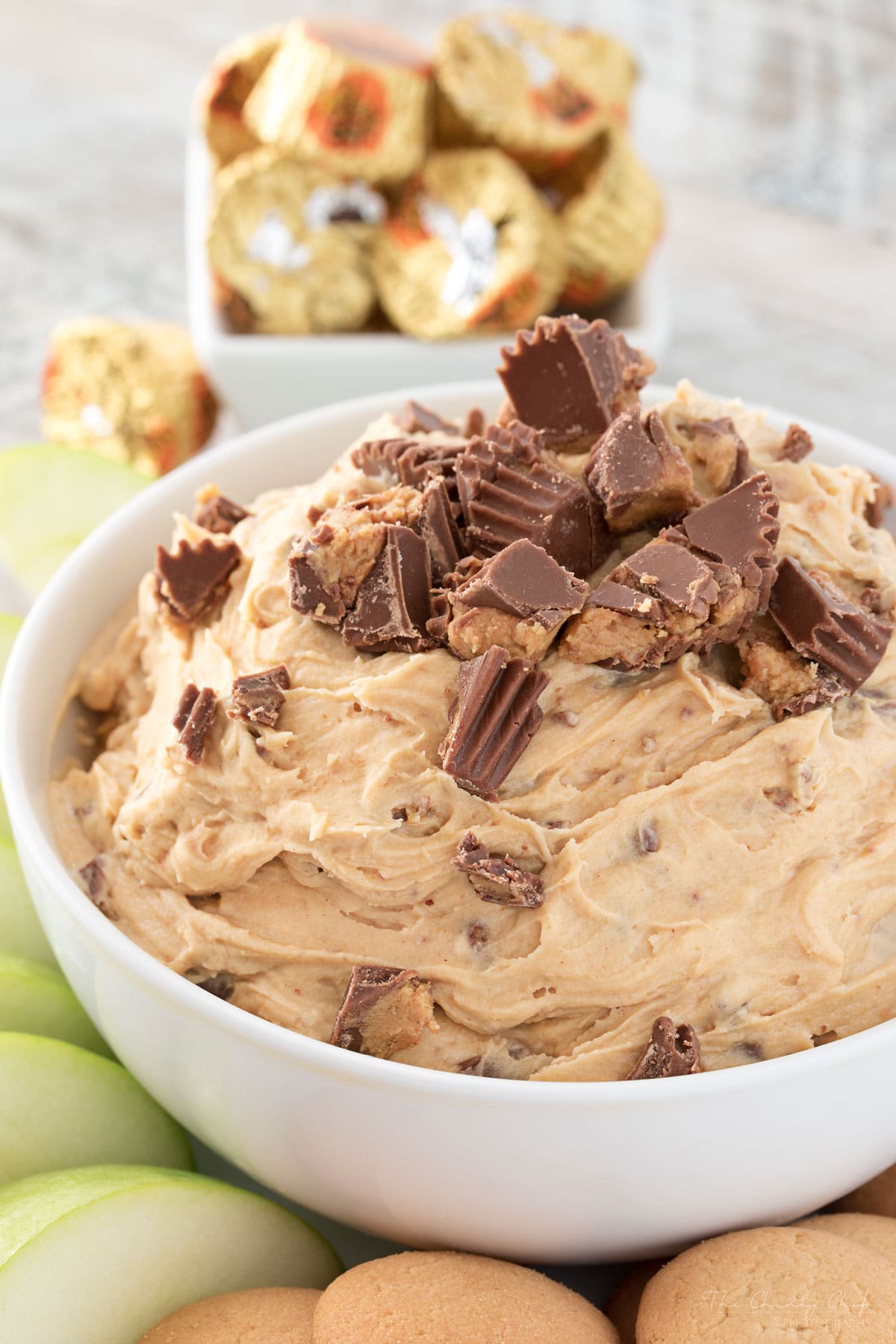 Peanut Butter Cup Cheesecake Dip The Chunky Chef