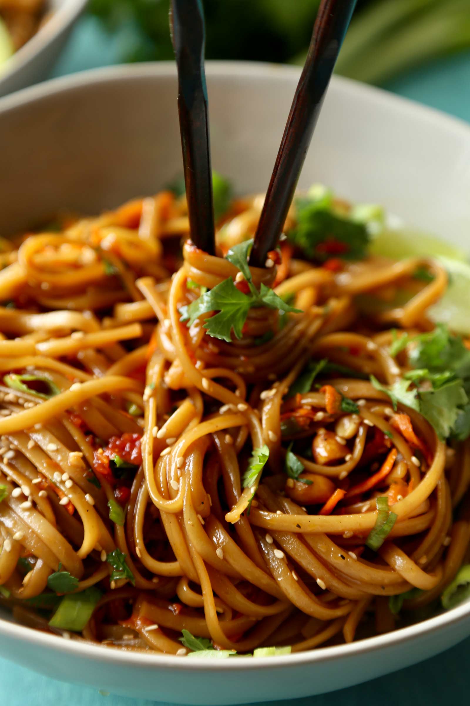20 Minute Spicy Thai Noodles - The Chunky Chef