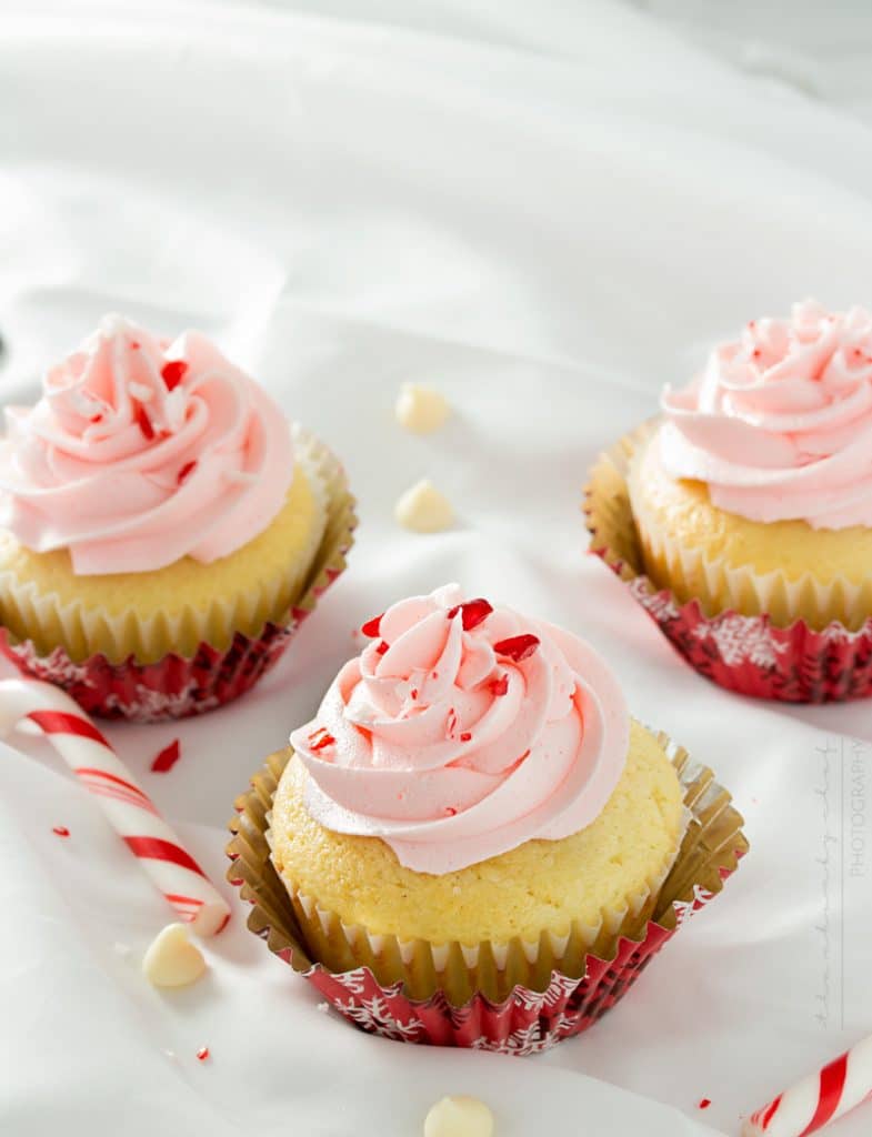 White Chocolate Cupcakes with Peppermint Buttercream - The Chunky Chef