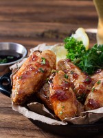 Jack Daniels Glazed Baked Chicken Wings - The Chunky Chef