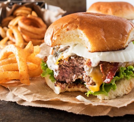 Pepper Crusted Bacon Cheeseburgers - The Chunky Chef