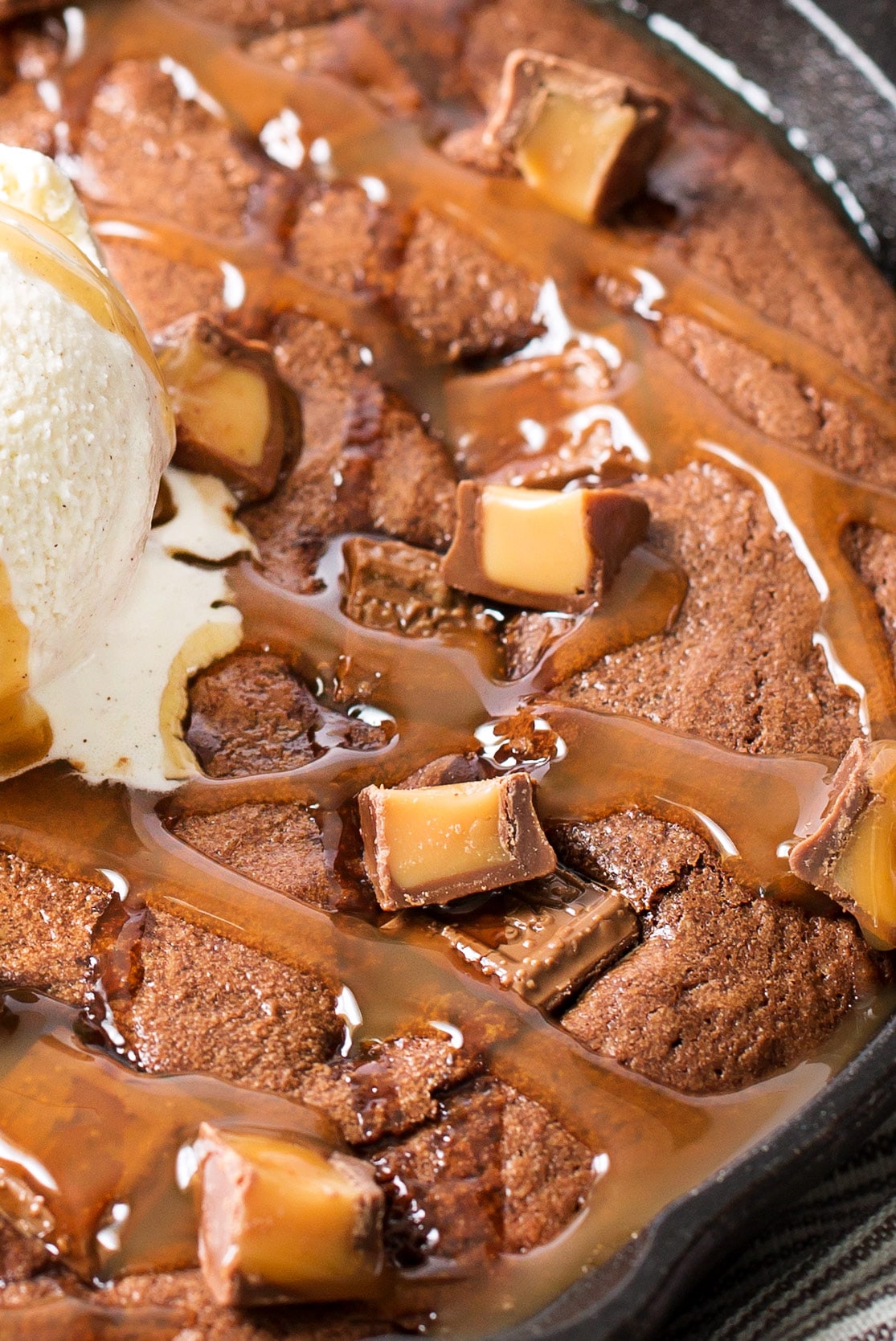Skillet Brownie Recipe (caramel & chocolate) - The Chunky Chef