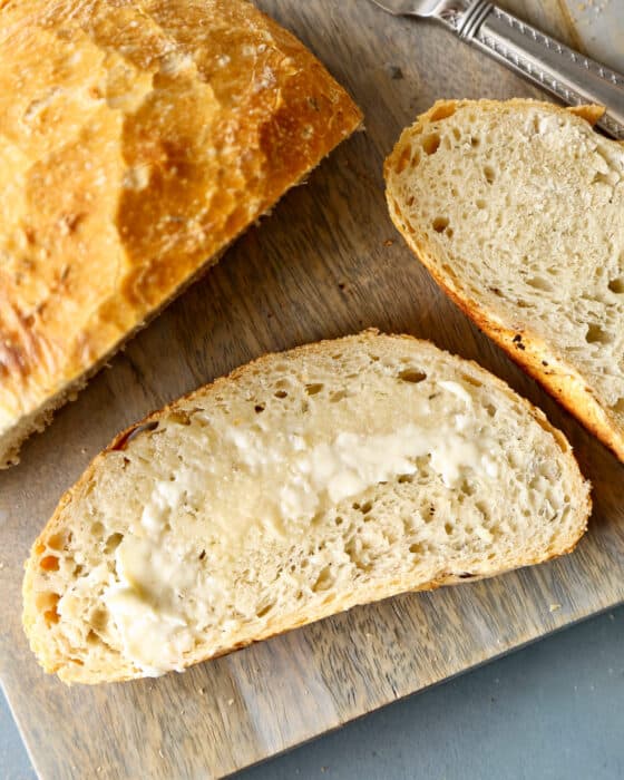 Honey Beer Bread (no yeast/quickbread recipe) - The Chunky Chef