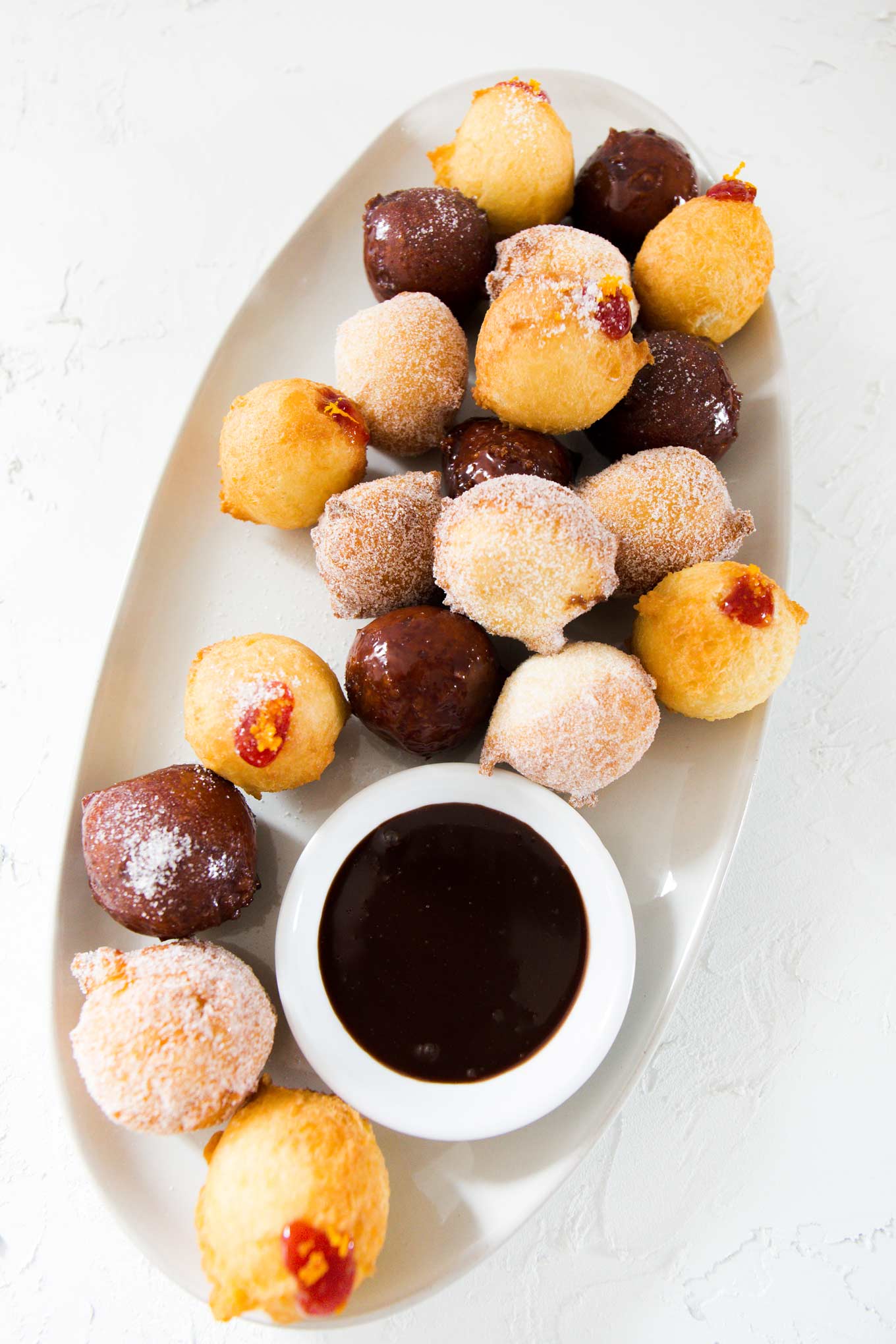 easy-homemade-donut-holes-the-chunky-chef