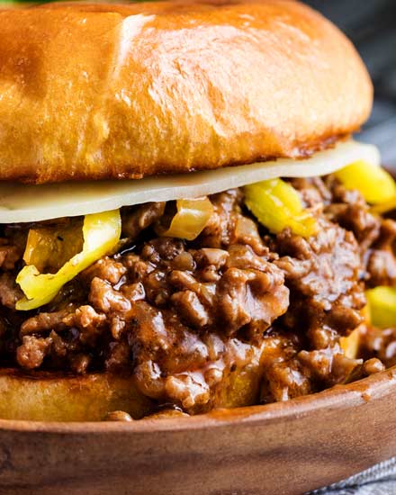 https://www.thechunkychef.com/wp-content/uploads/2018/10/Mississippi-Roast-Sloppy-Joes-feat.jpg