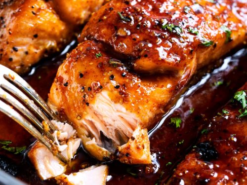 Honey Garlic Glazed Salmon 20 Min Recipe The Chunky Chef