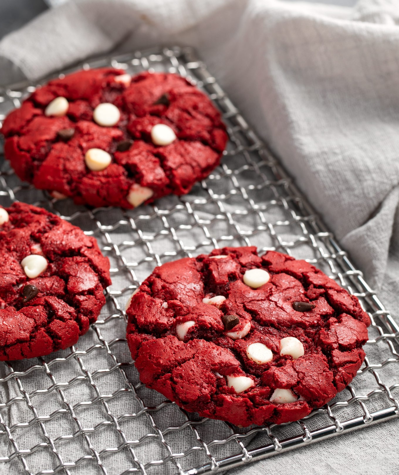 Red Velvet Cake Mix Cookies (4 ingredients!) The Chunky Chef