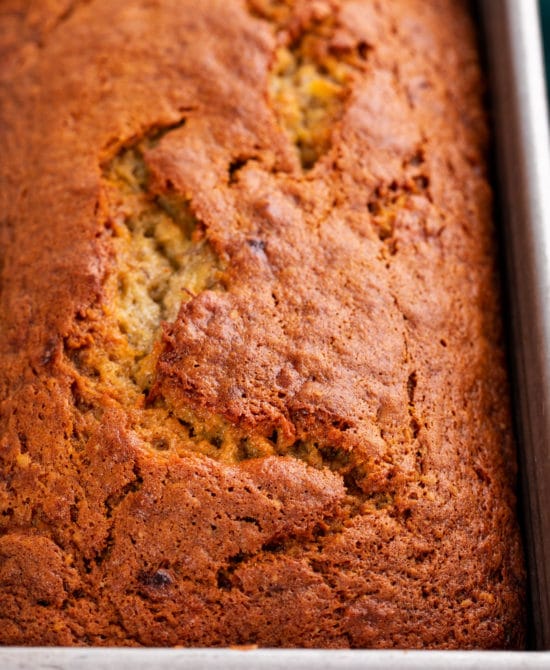 Classic Banana Bread Moist And So Easy The Chunky Chef 7738