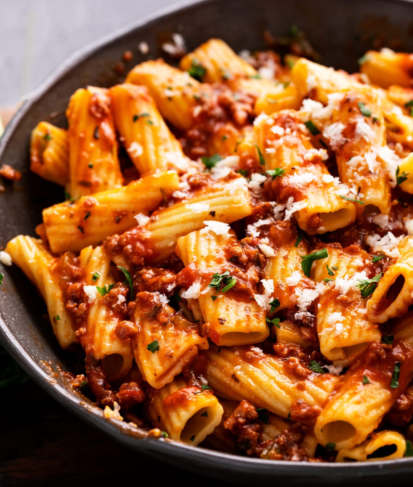 Instant Pot Bolognese Sauce (Italian Meat Sauce) - The Chunky Chef