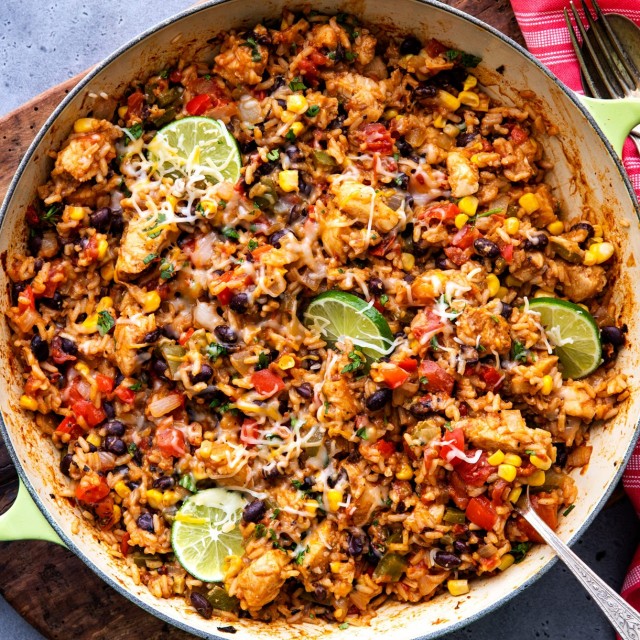 Southwest Chicken and Rice (one pan!) - The Chunky Chef