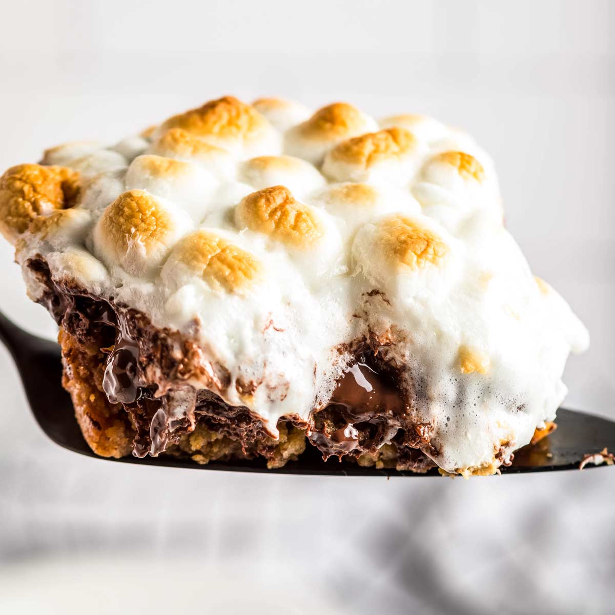 S'mores Cookie Cake - Gourmet Mami