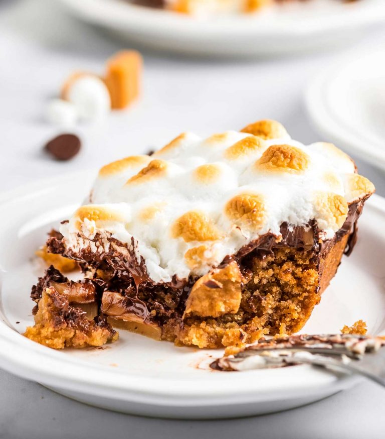 Caramel S'mores Cookie Cake (easy dessert!) - The Chunky Chef