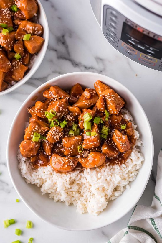 Instant Pot Sesame Chicken (30 minute recipe) The Chunky Chef