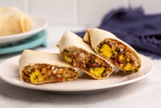 Easy Breakfast Burritos (freezer-friendly) - The Chunky Chef