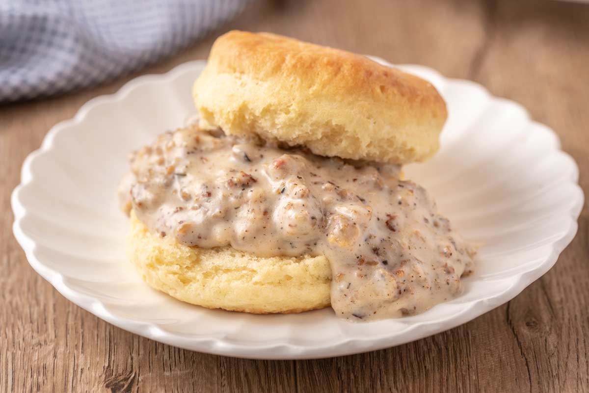 Sausage Gravy (perfect for biscuits and gravy) - The Chunky Chef