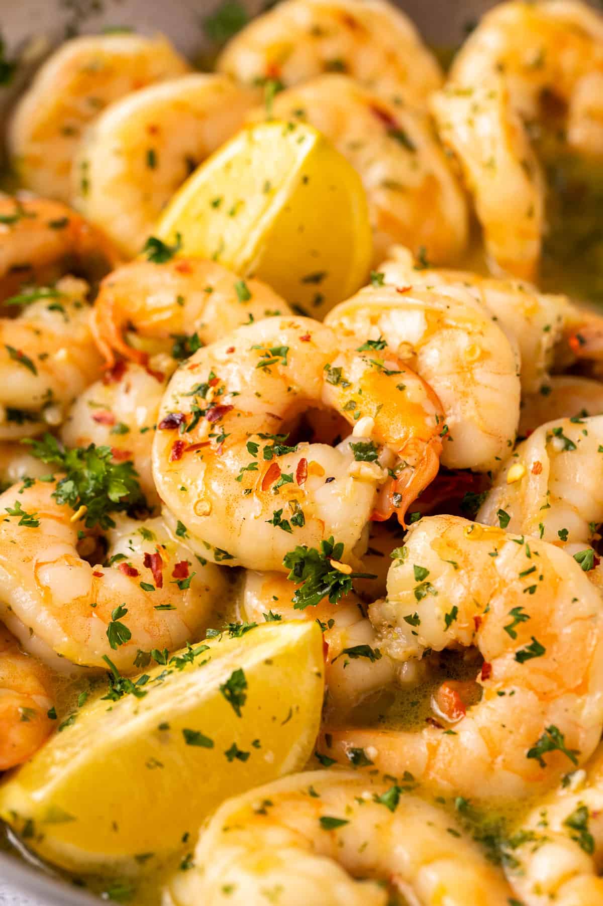 Classic Shrimp Scampi - The Chunky Chef