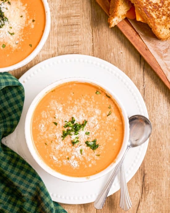 Slow Cooker Creamy Tomato Basil Soup - The Chunky Chef