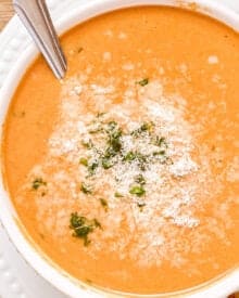 Slow Cooker Creamy Tomato Basil Soup