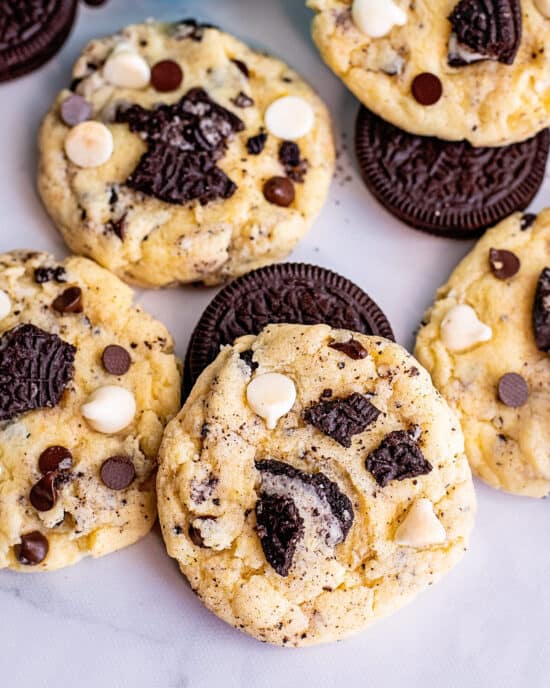 Cookies and Cream Cake Mix Cookies - The Chunky Chef