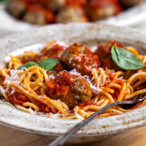 Easy Homemade Italian Meatballs - The Chunky Chef