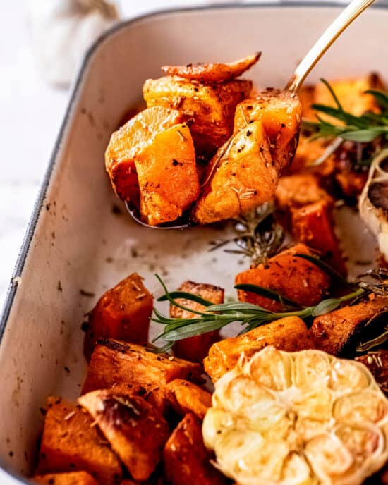 Garlic Roasted Sweet Potatoes - The Chunky Chef