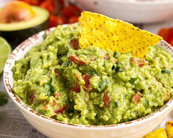 Classic Guacamole Recipe - The Chunky Chef