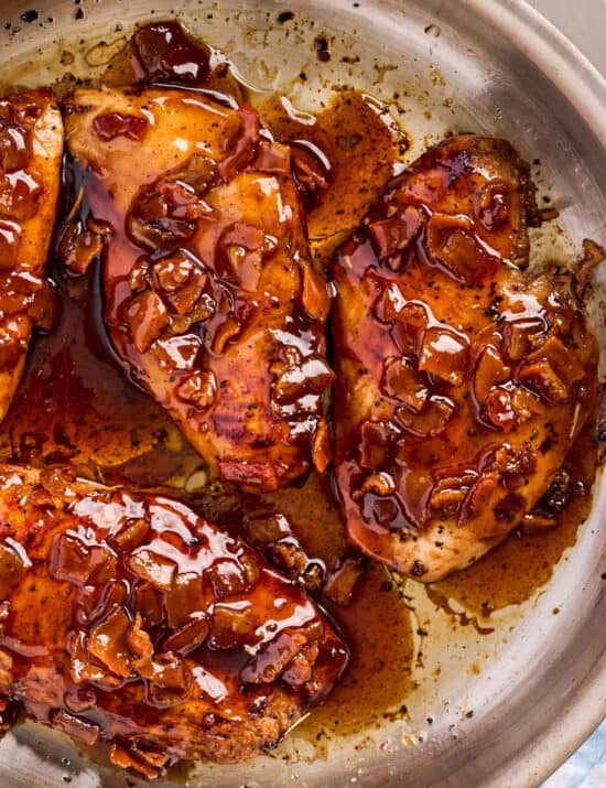 Honey Bacon Glazed Chicken - The Chunky Chef