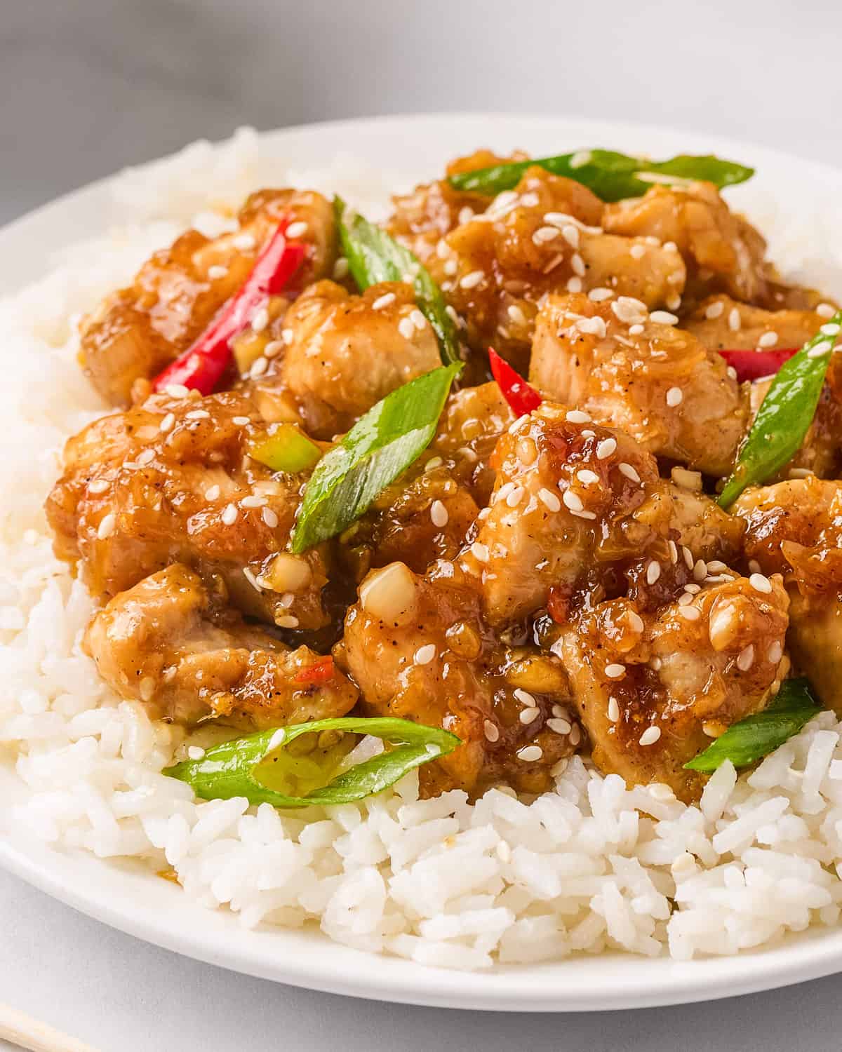 Garlic Black Pepper Chicken Stir Fry - The Chunky Chef