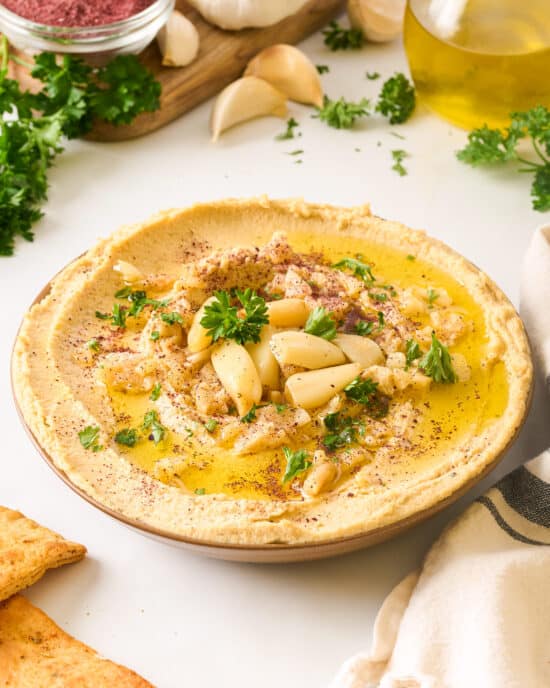 Easy Roasted Garlic Hummus - The Chunky Chef