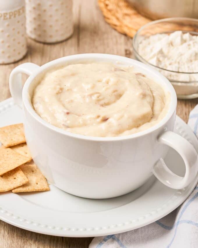 white bowl of cream of chicken soup.