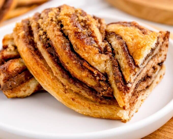 cut pastry twists showing the swirls of nutella