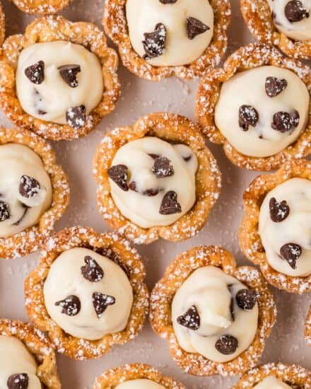 Everything you love about silky and sweet cannoli, but in a fun, easy to make bite-sized form! Made simply with pie crust (store-bought to be even easier), these cannoli bites are easy to customize to your tastes, and always a crowd-pleaser!